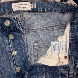 & Other Stories size 26 straight jeans
